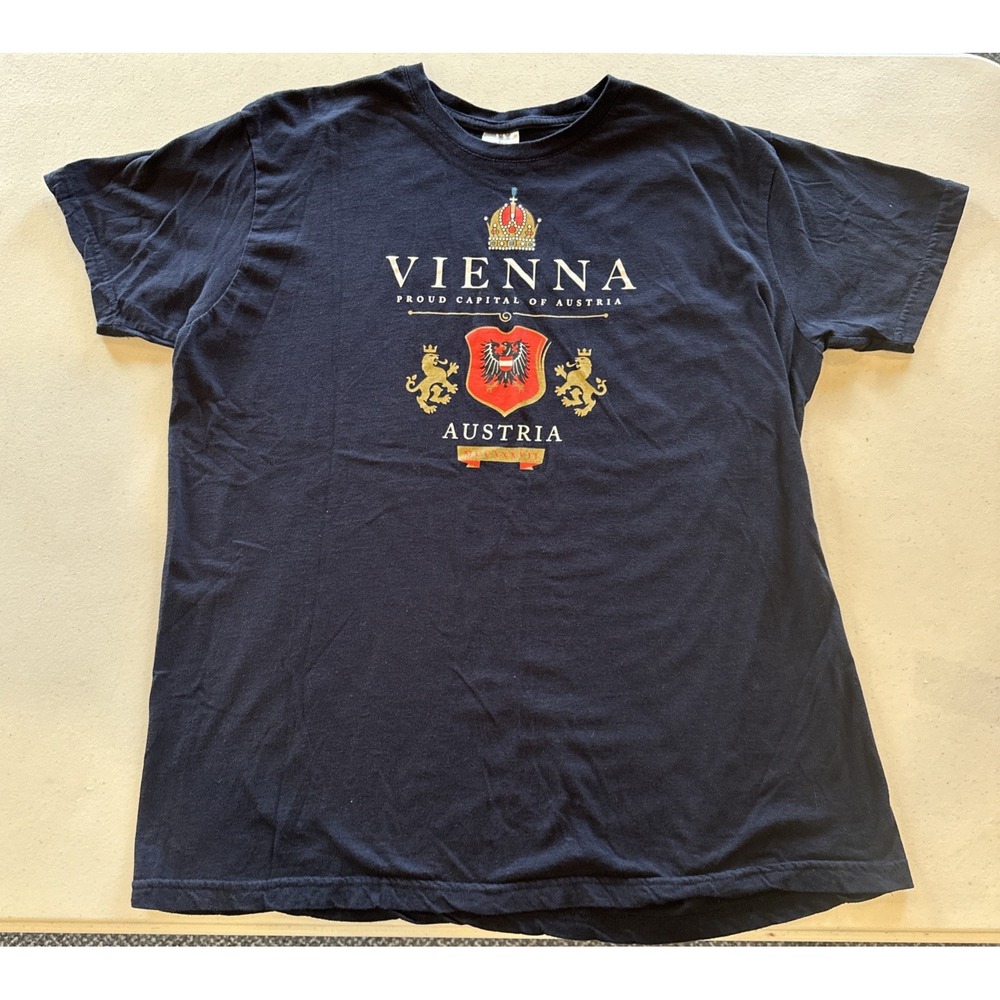 Vienna Proud Capital of Austria Shirt Men's XL Navy Blue Crest Crown Travel